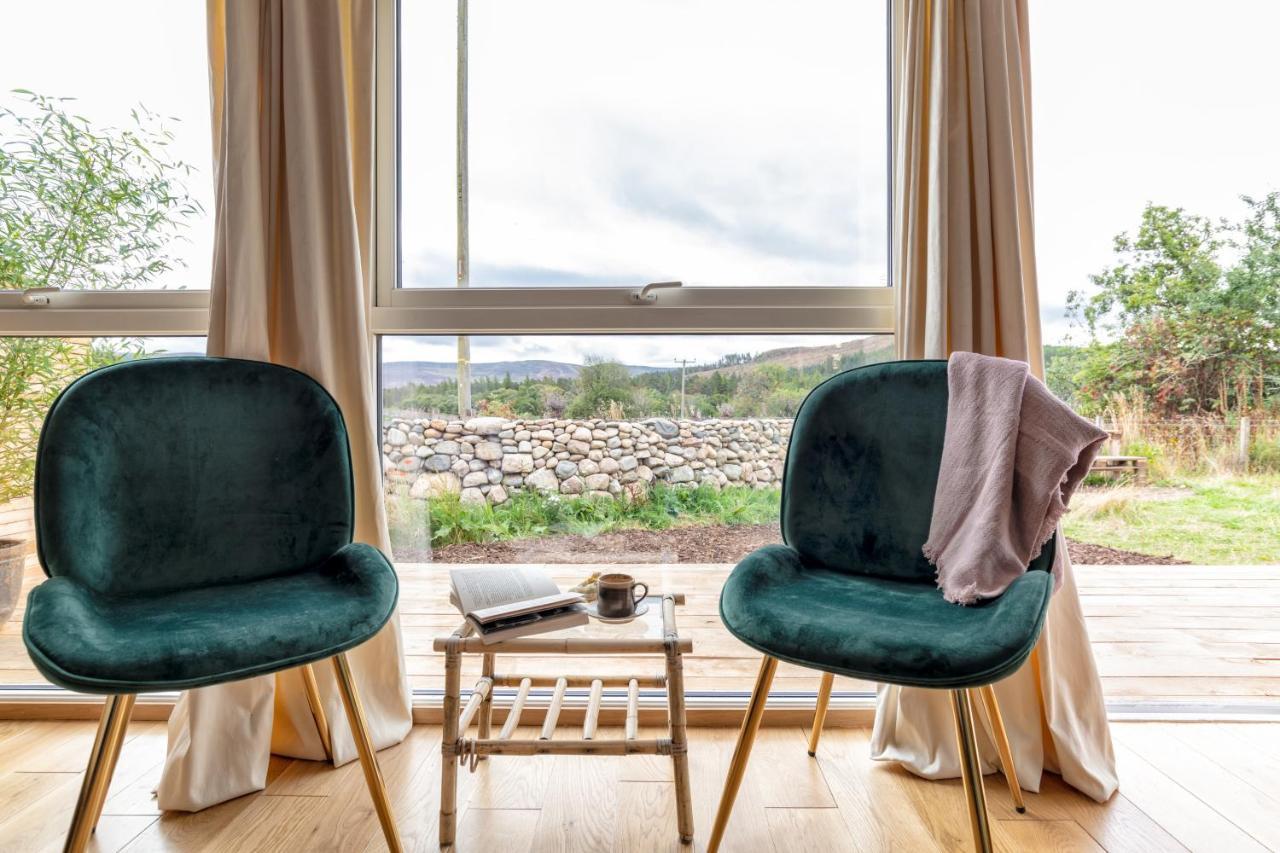 Alba - Charming Boutique Forest View Cabin With Hot Tub In Ballater Kültér fotó