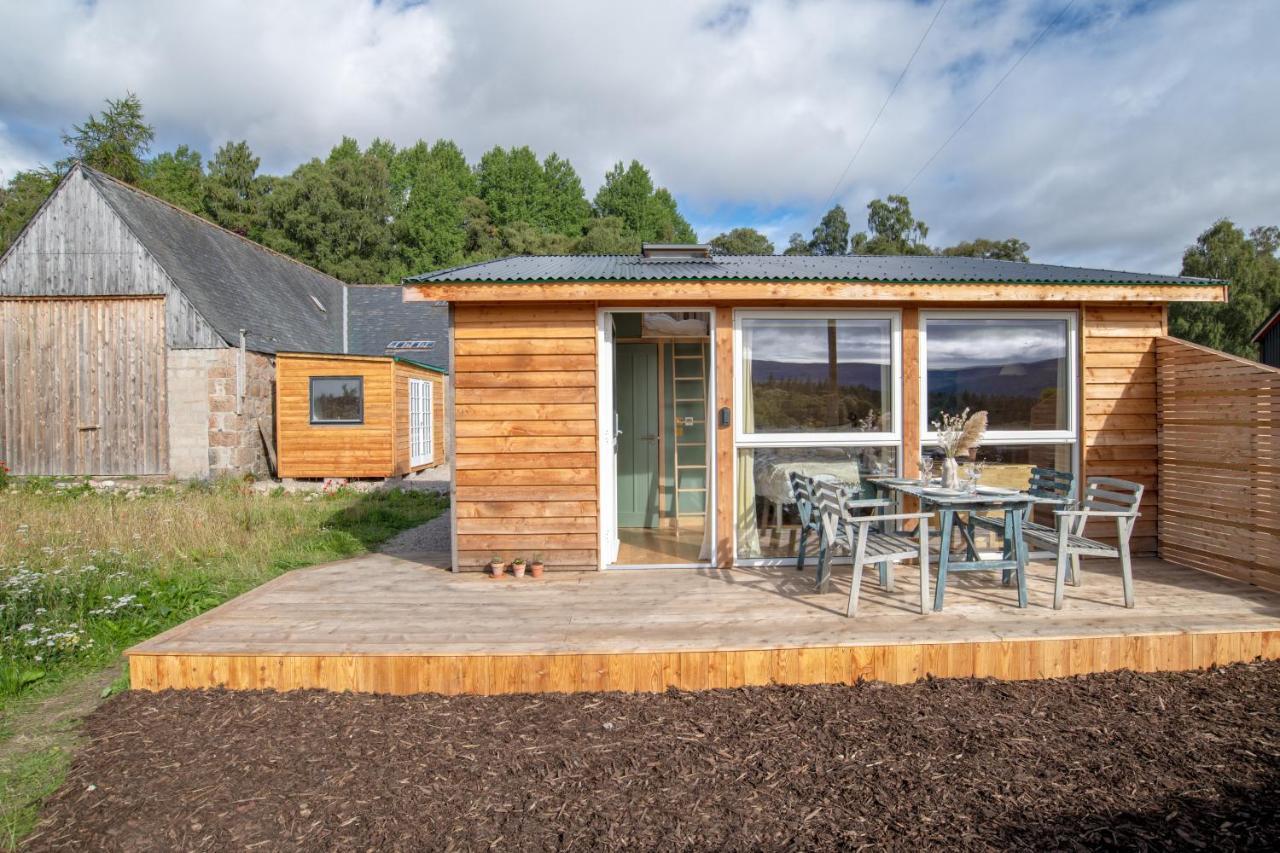 Alba - Charming Boutique Forest View Cabin With Hot Tub In Ballater Kültér fotó